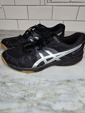 ASICS Gel Upcourt Indoor Court Shoes Black White Gum Sole Womens Size 10